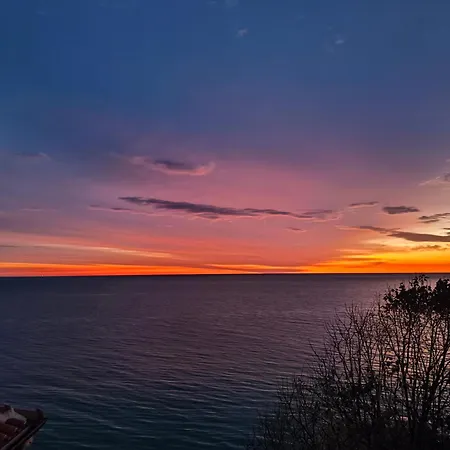 Byala Sea View Apartament